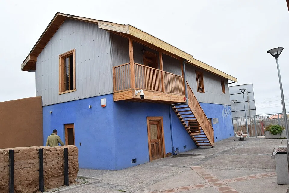Exterior de la Casa Gabriela Mistral de Las Compañías, fotografía de 2020